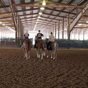 Meet your Posher, Mayna